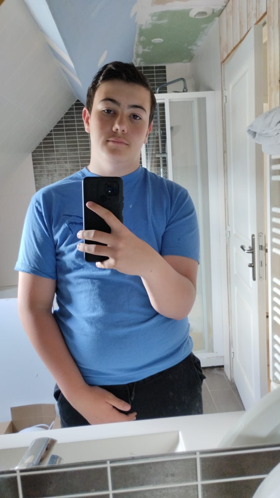 Profil de Abdelwadoud, 23 ans, Groupe gay à Ittigen