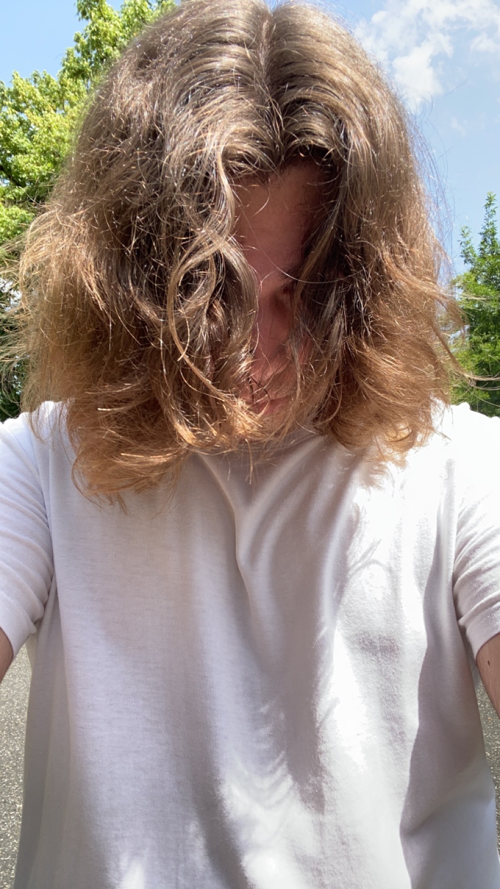 Profil de Eryk, 19 ans, Groupe gay à Lax