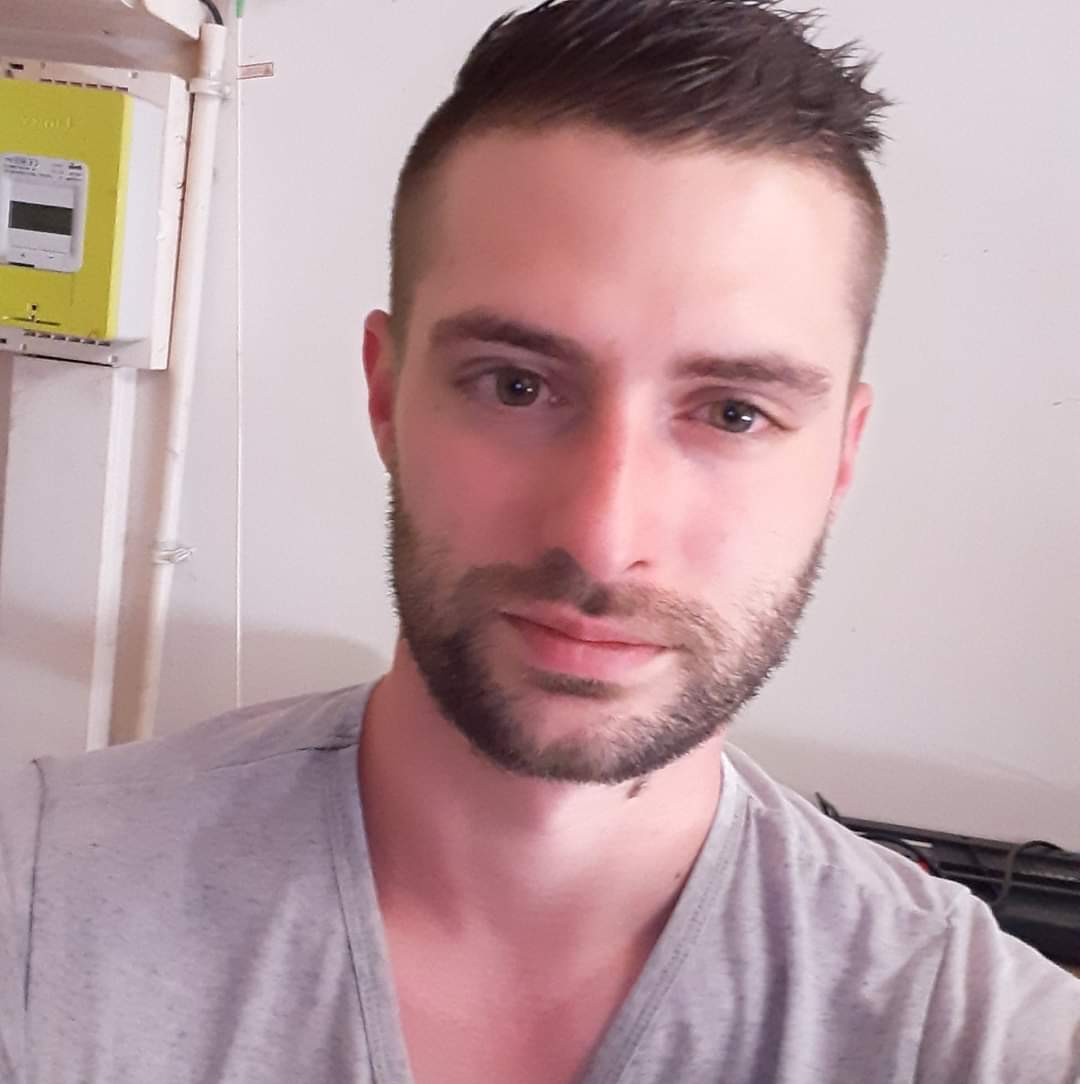 Profil de Giuseppe, 32 ans, Groupe gay à Rengg