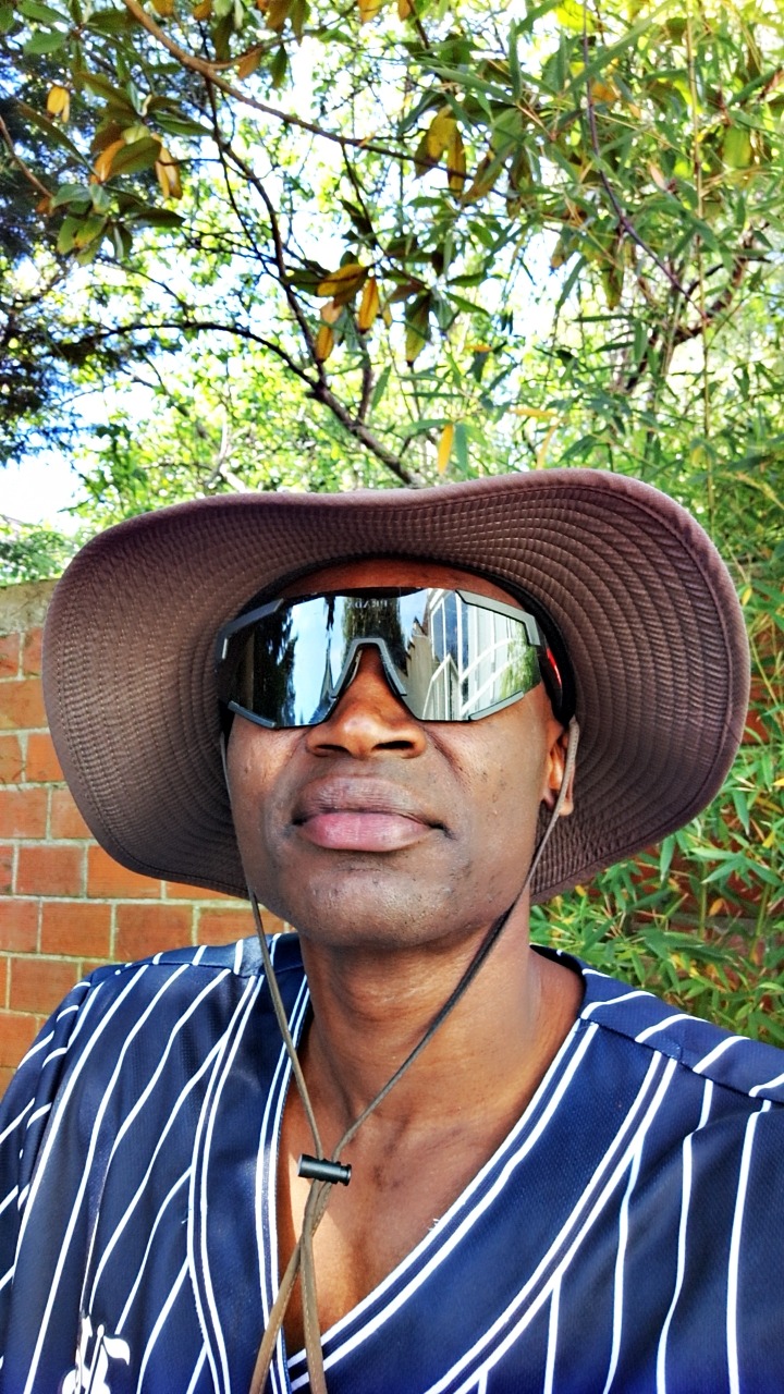 Profil de Mahery, 30 ans, Groupe gay à Wolfhausen