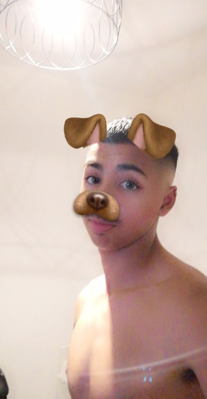 Profil de Mevlut, 22 ans, Groupe gay à Borgnone