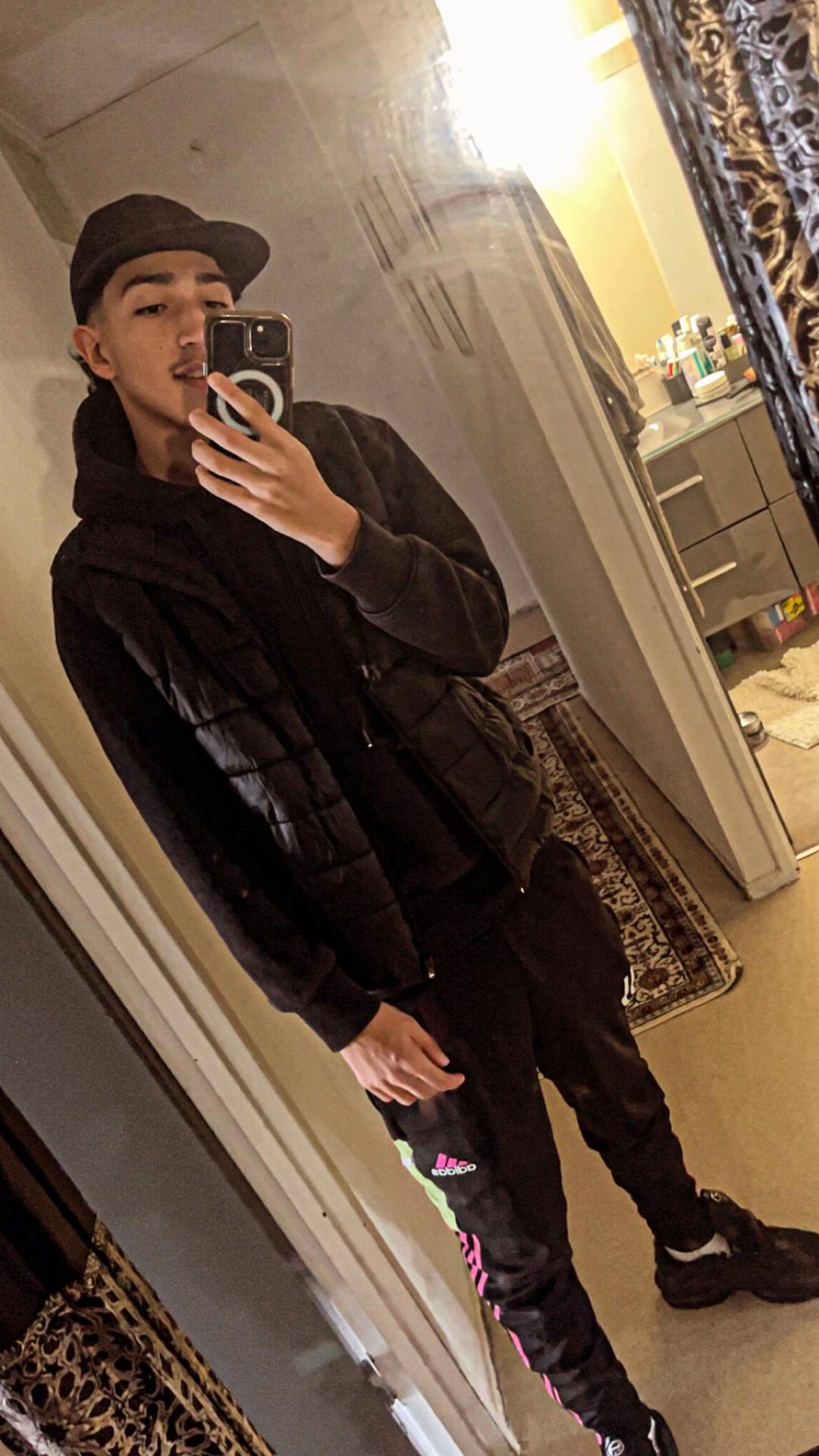 Profil de Jackie, 20 ans, Groupe gay à Les Collons