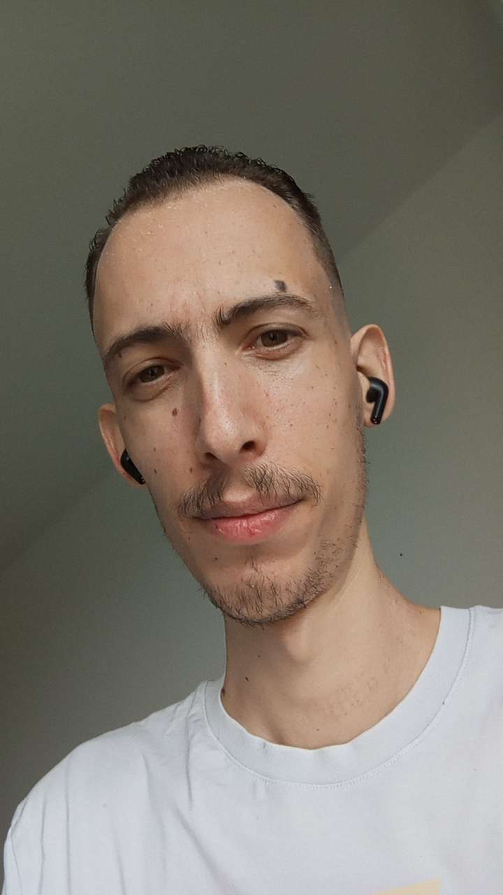 Profil de Janik, 28 ans, Groupe gay à Fürstenaubruck