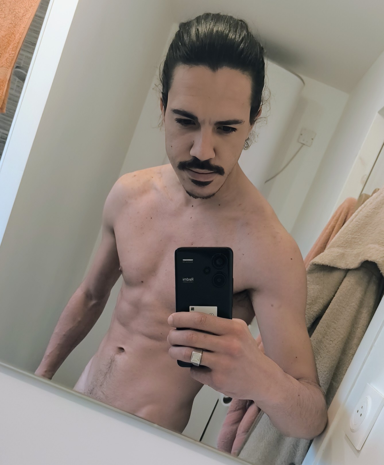 Profil de Emric, 29 ans, Groupe gay à Mergoscia