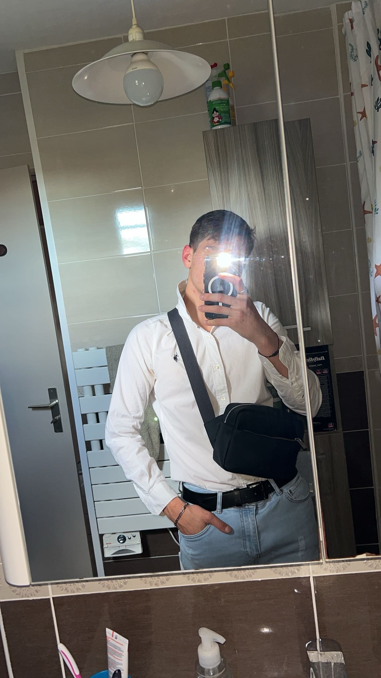 Profil de Elyan, 24 ans, Groupe gay à Roches BE