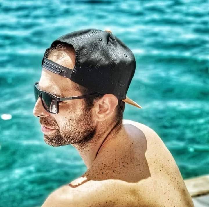 Profil de Nourreddine, 38 ans, Groupe gay à Mulegns