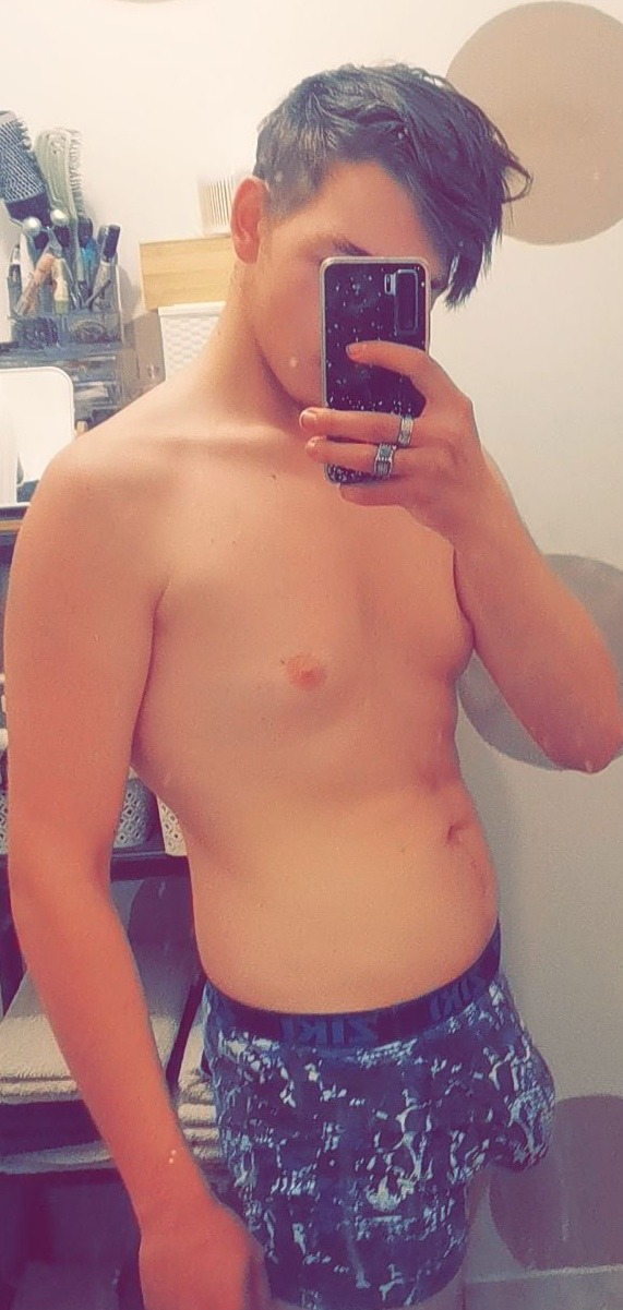 Profil de Leonin, 20 ans, Groupe gay à Jenins