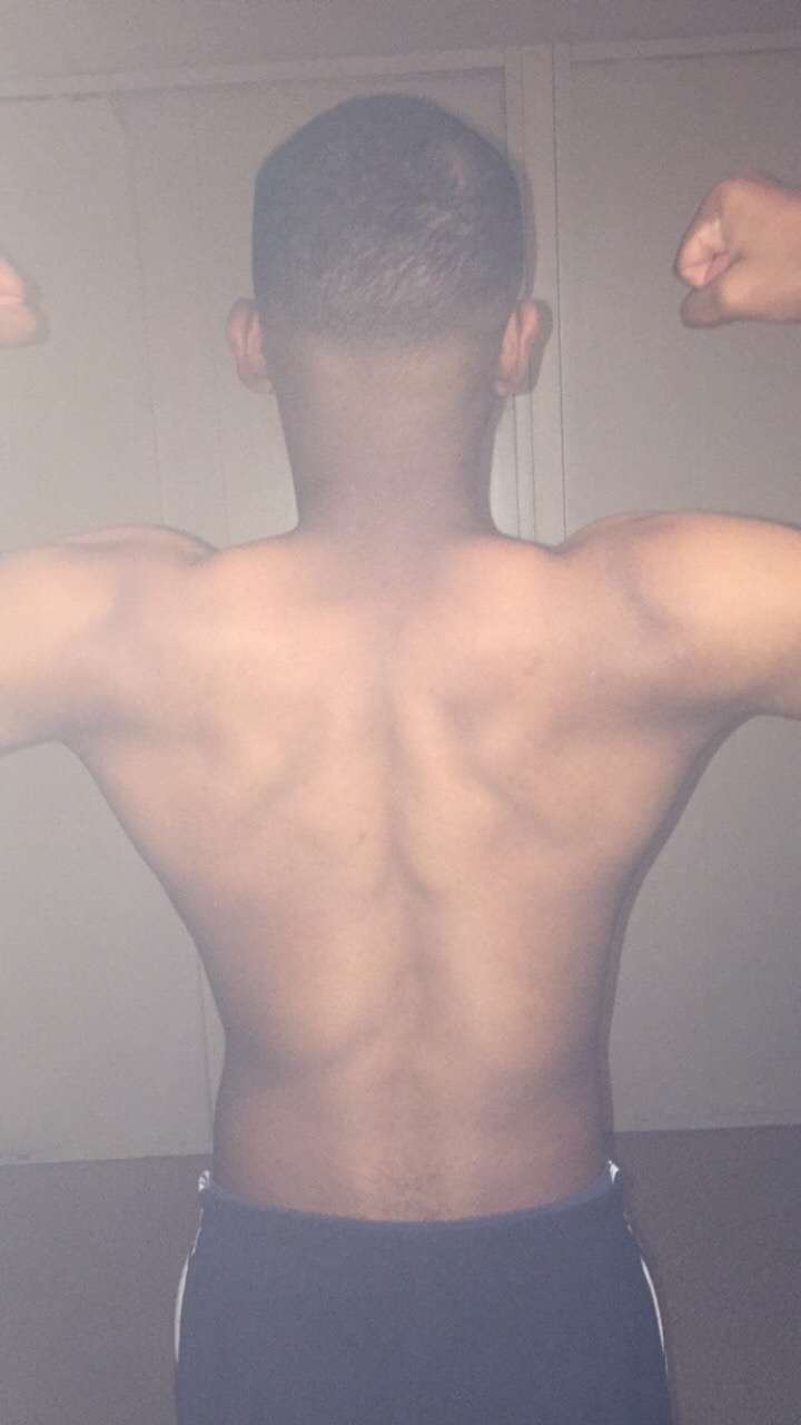 Profil de Mimoun, 19 ans, Groupe gay à Barbengo