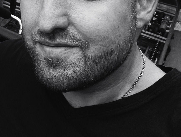 Profil de Amelin, 39 ans, Groupe gay à Peiden