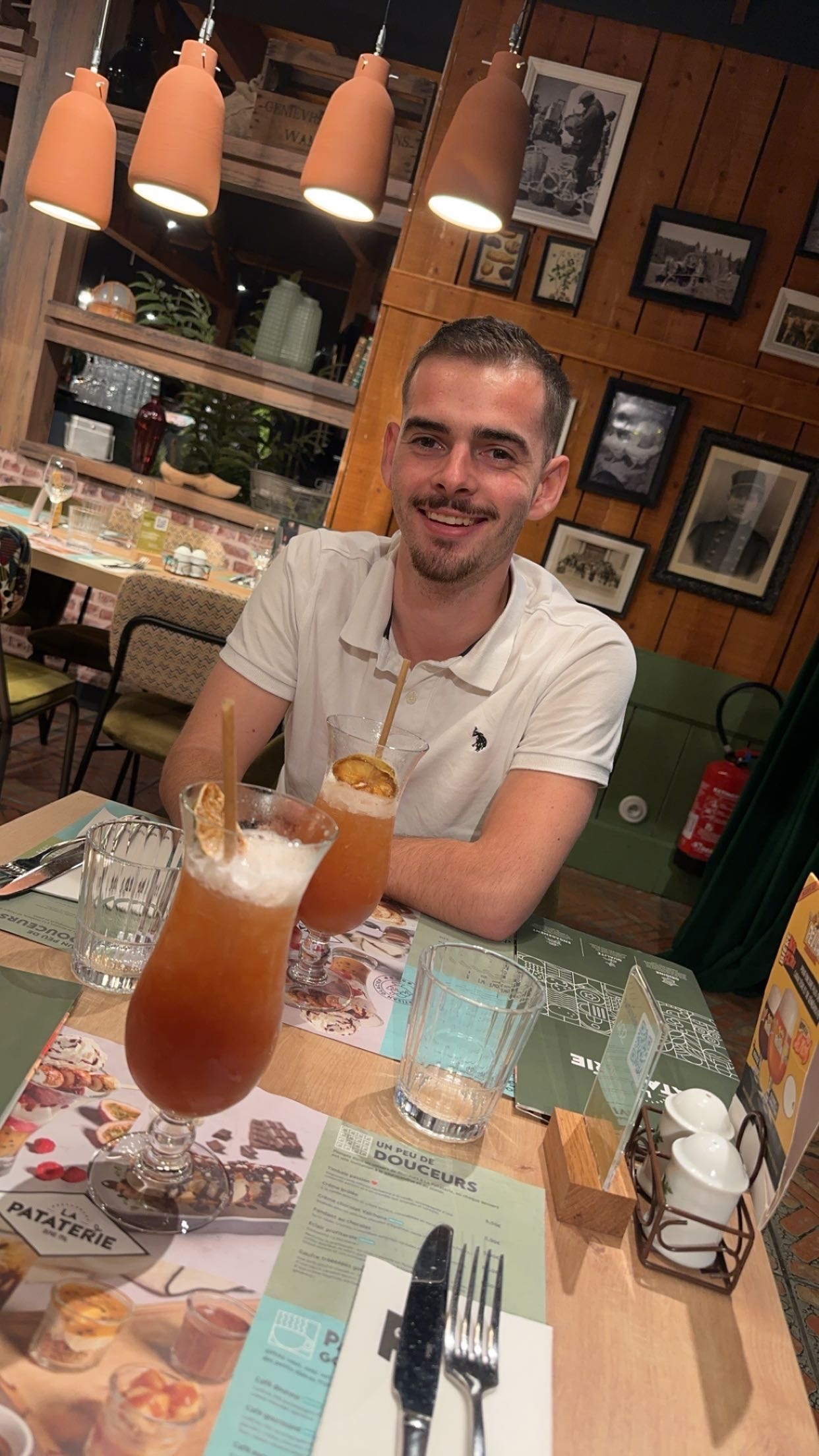 Profil de Maxens, 23 ans, Groupe gay à Hersiwil