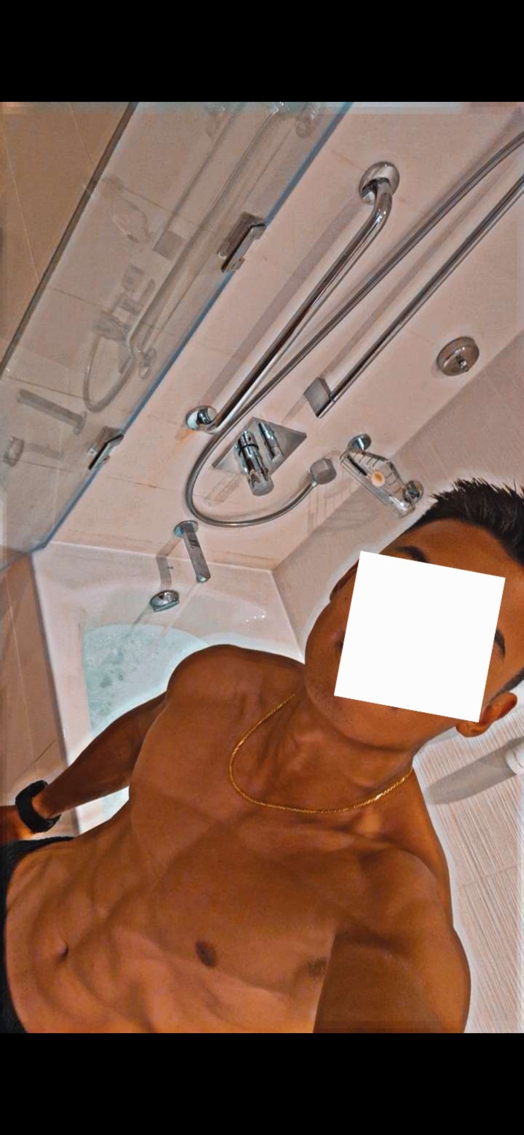 Profil de Khalid, 22 ans, Groupe gay à Rigi Kulm