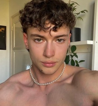 Profil de Kendjy, 24 ans, Groupe gay à Perly