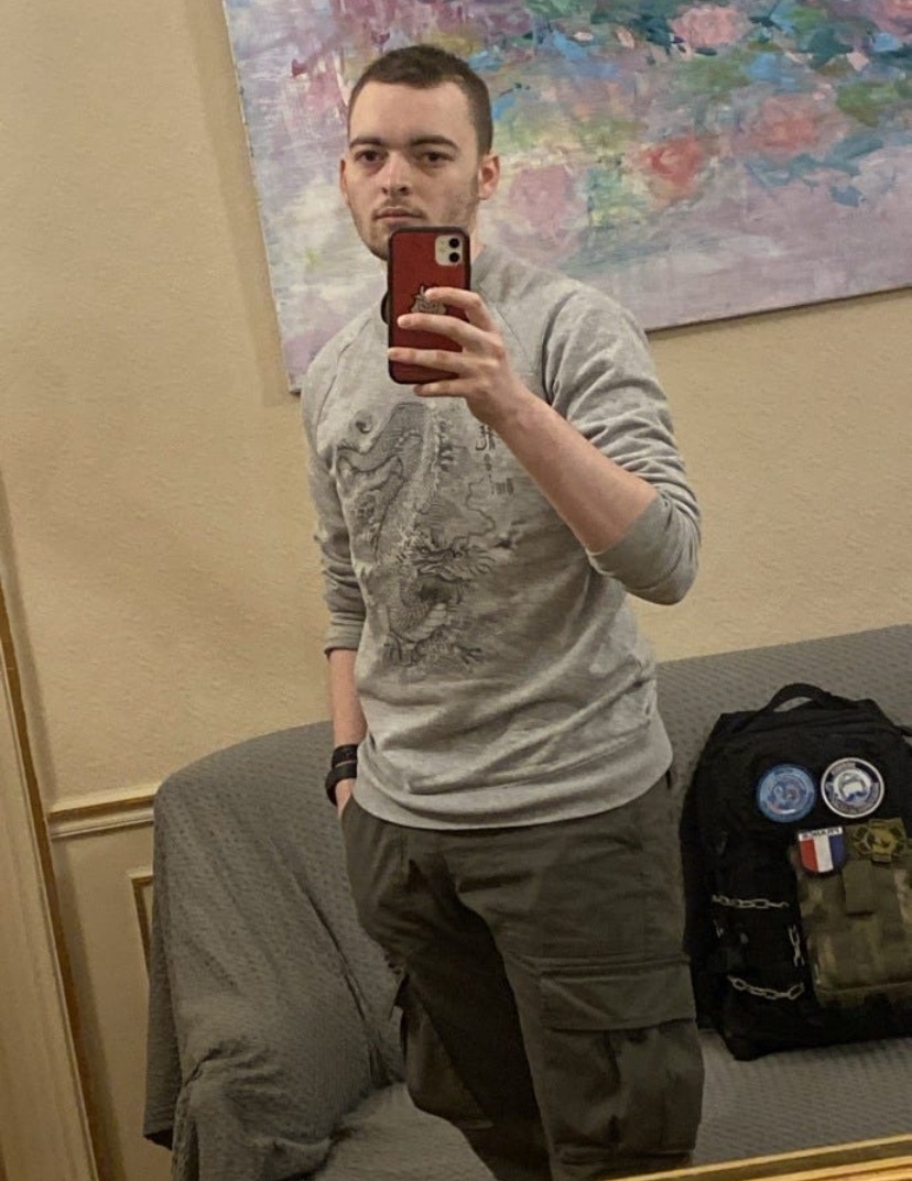 Profil de Cension, 23 ans, Groupe gay à Wiggiswil