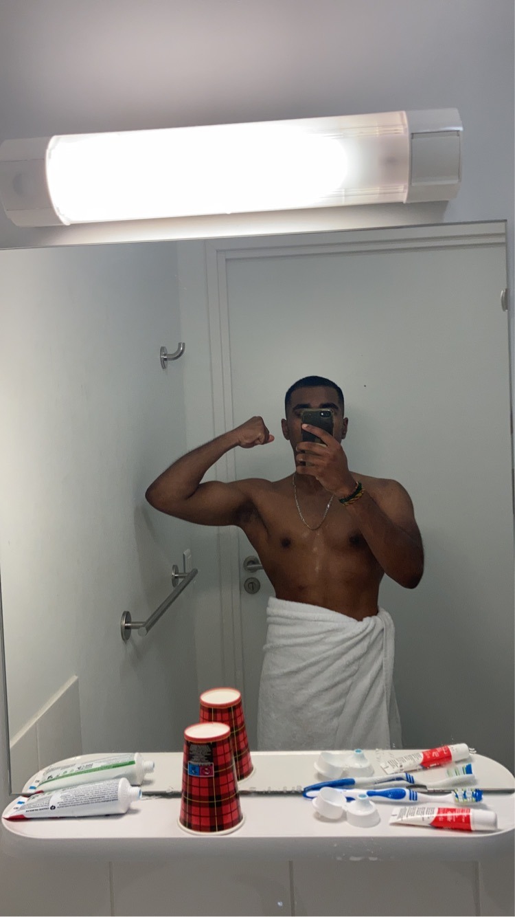 Profil de Kaan, 26 ans, Groupe gay à Kottwil