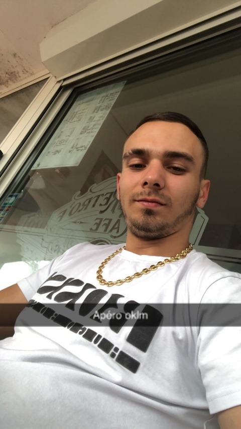 Profil de Adame, 26 ans, Groupe gay à Bôle