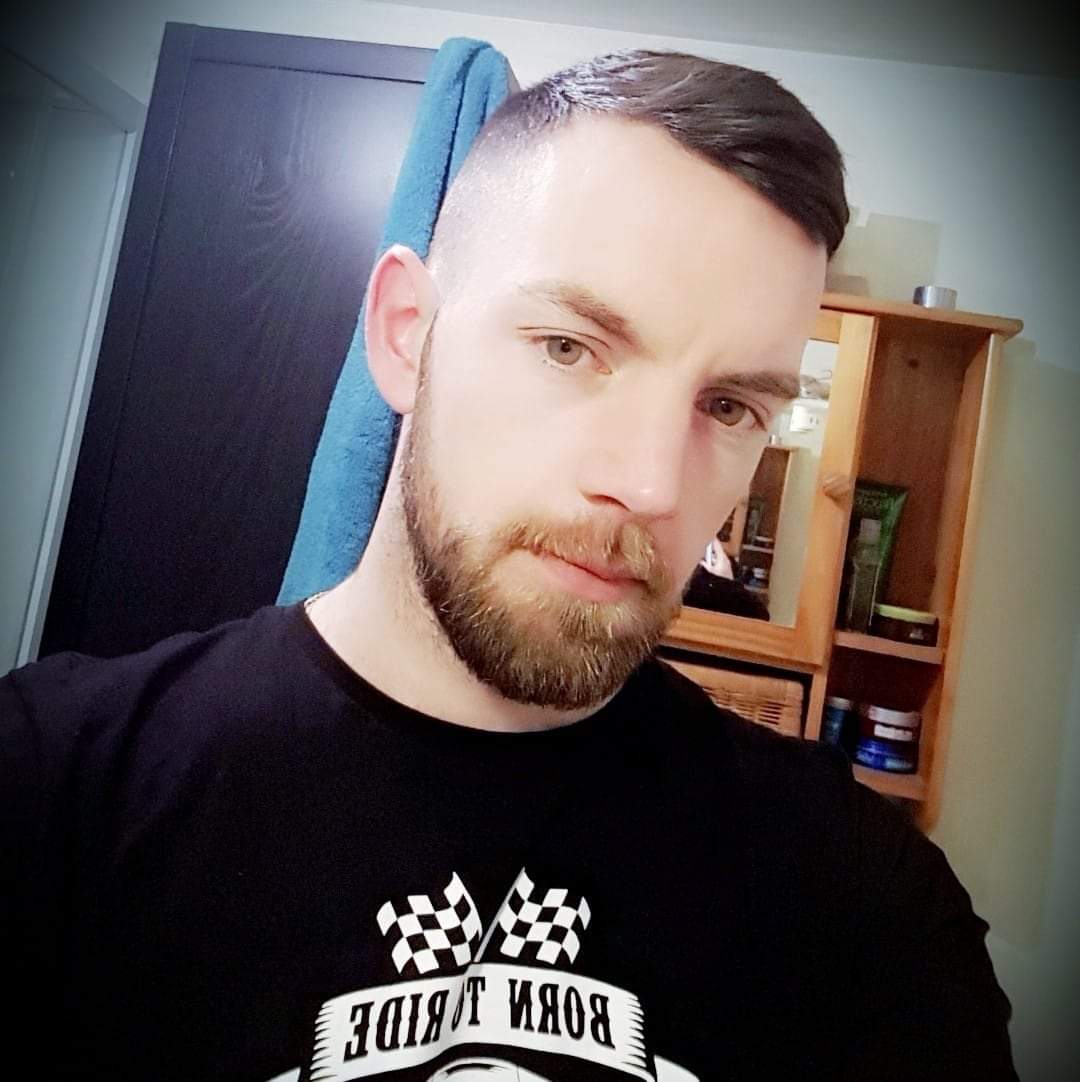 Profil de Jochen, 33 ans, Groupe gay à Cumbel