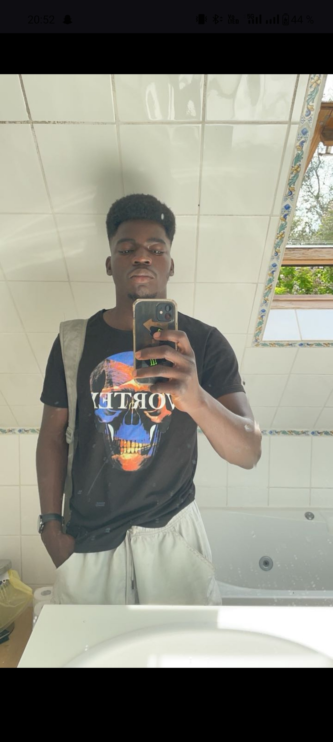 Profil de Ayden, 25 ans, Groupe gay à Bruson