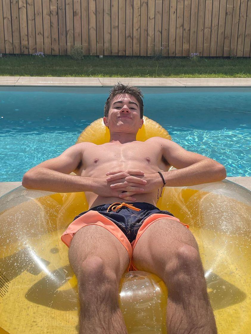 Profil de Ybrahima, 20 ans, Groupe gay à Glion