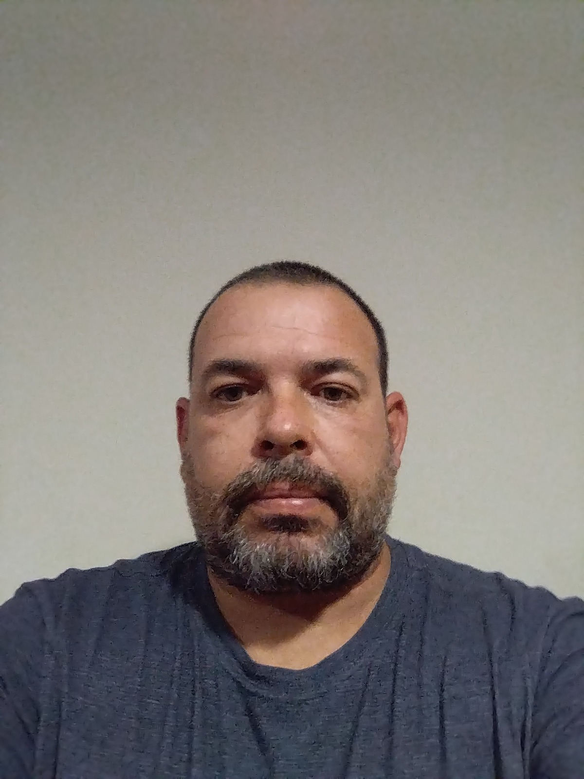 Profil de Kensley, 47 ans, Groupe gay à Madulain
