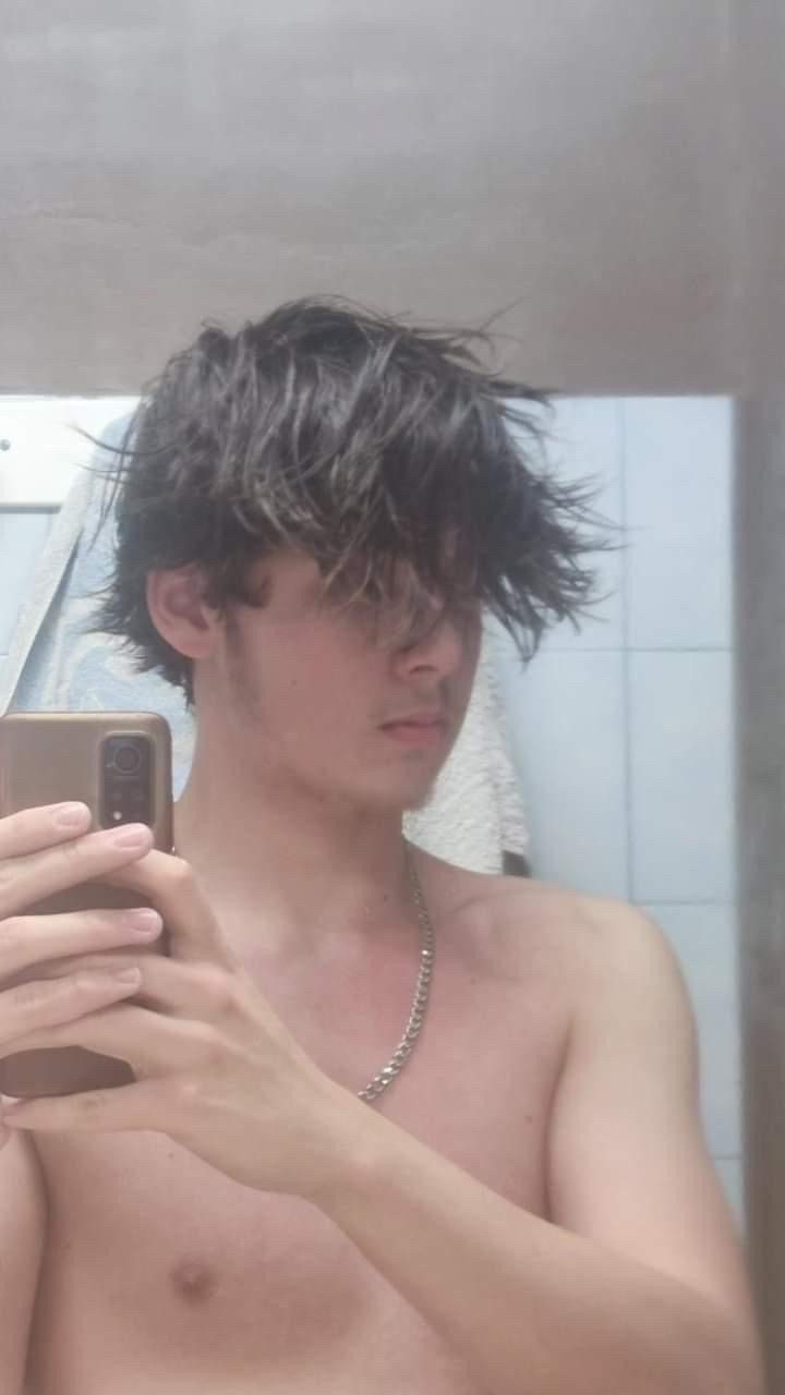 Profil de Yacin, 20 ans, Groupe gay à Achseten