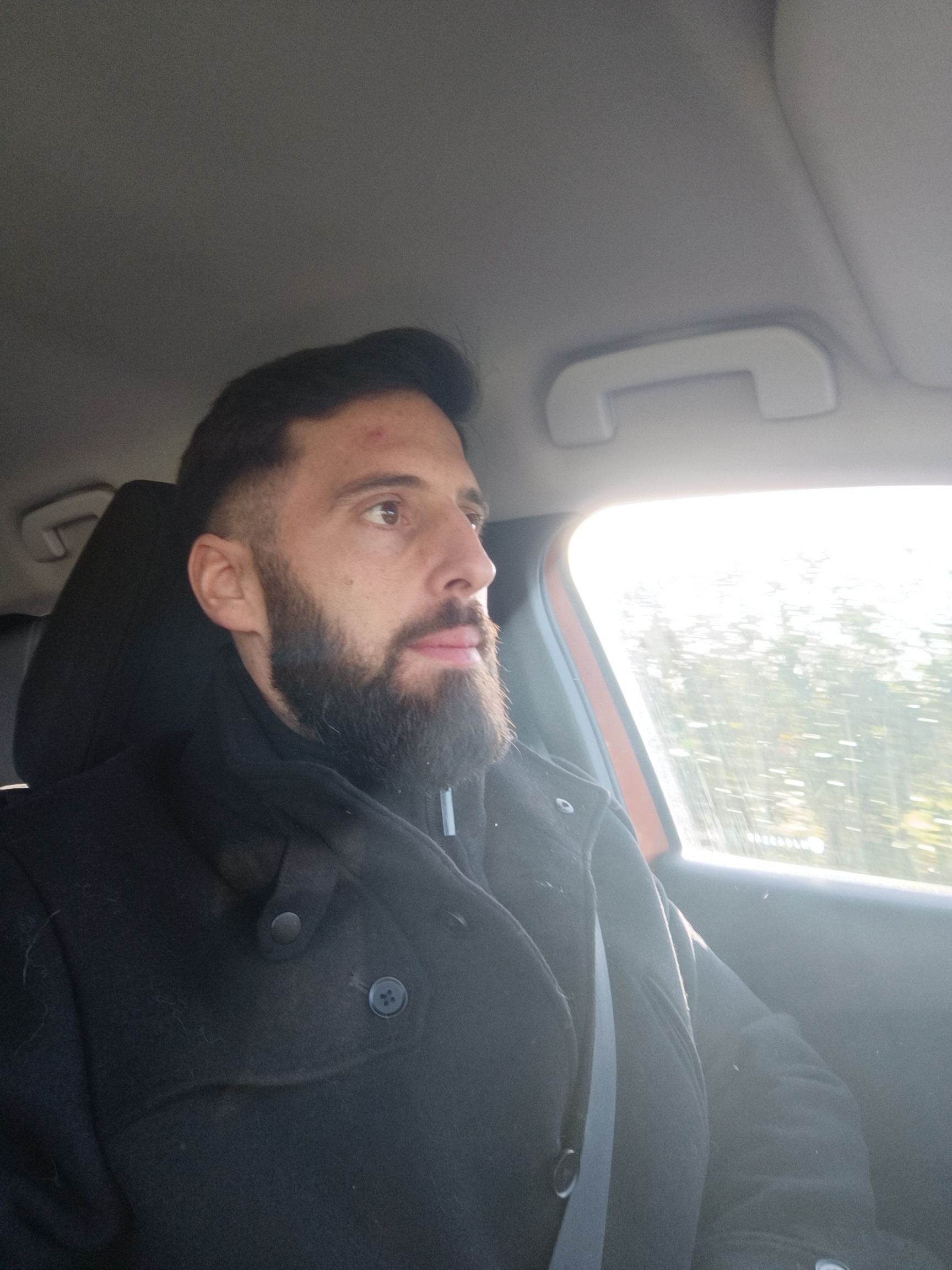 Profil de Genek, 31 ans, Groupe gay à Andeer