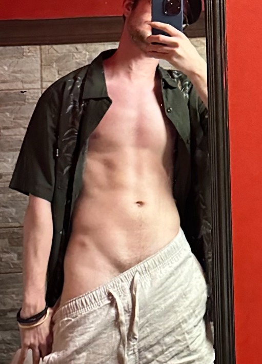 Profil de Chihab, 26 ans, Groupe gay à Madulain