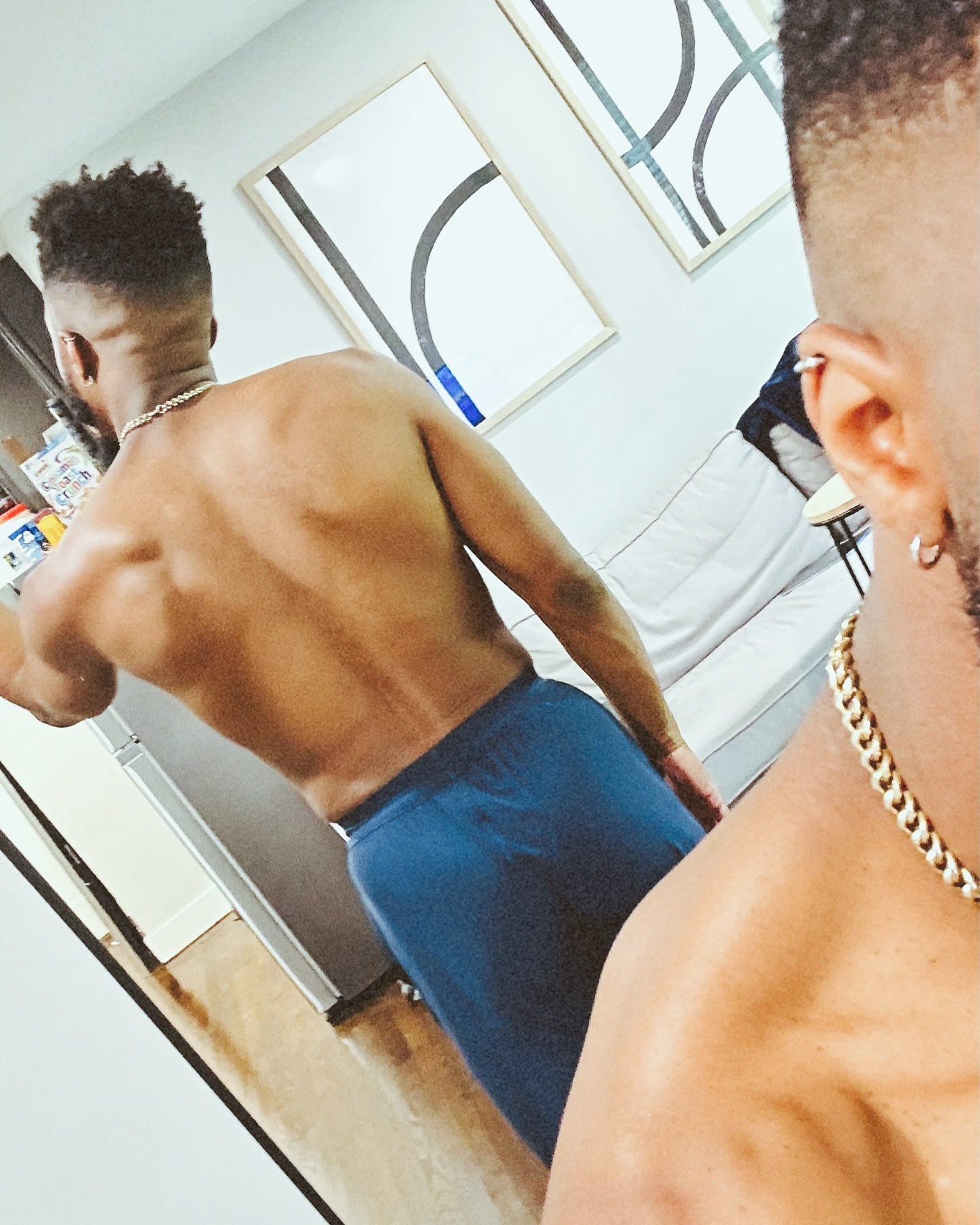 Profil de Aness, 32 ans, Groupe gay à Scheuren