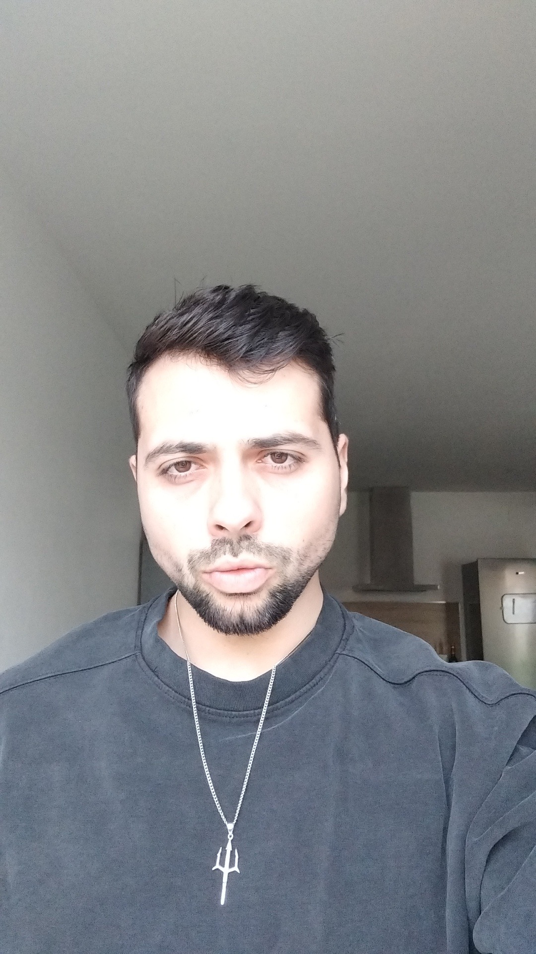 Profil de Imadeddine, 27 ans, Groupe gay à Bischofszell