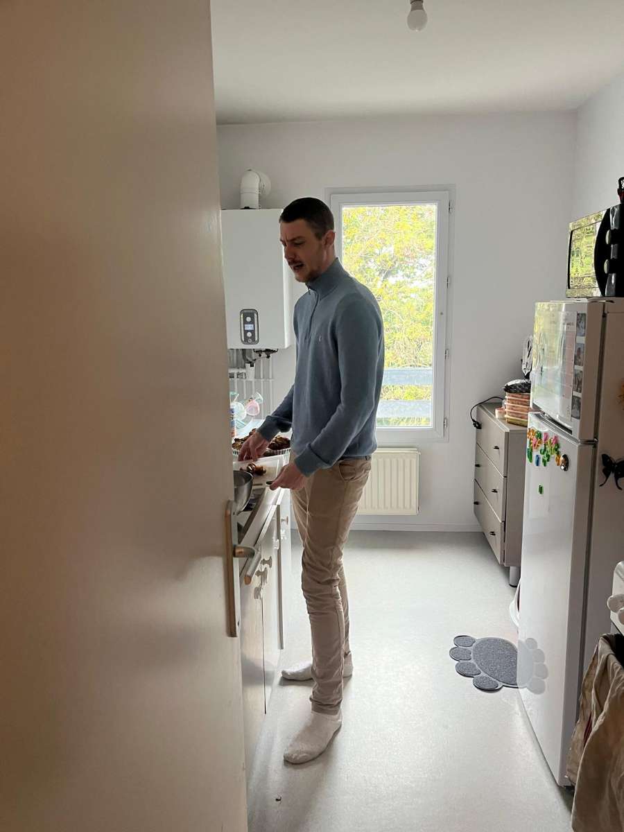 Profil de Almir, 31 ans, Groupe gay à Thörishaus