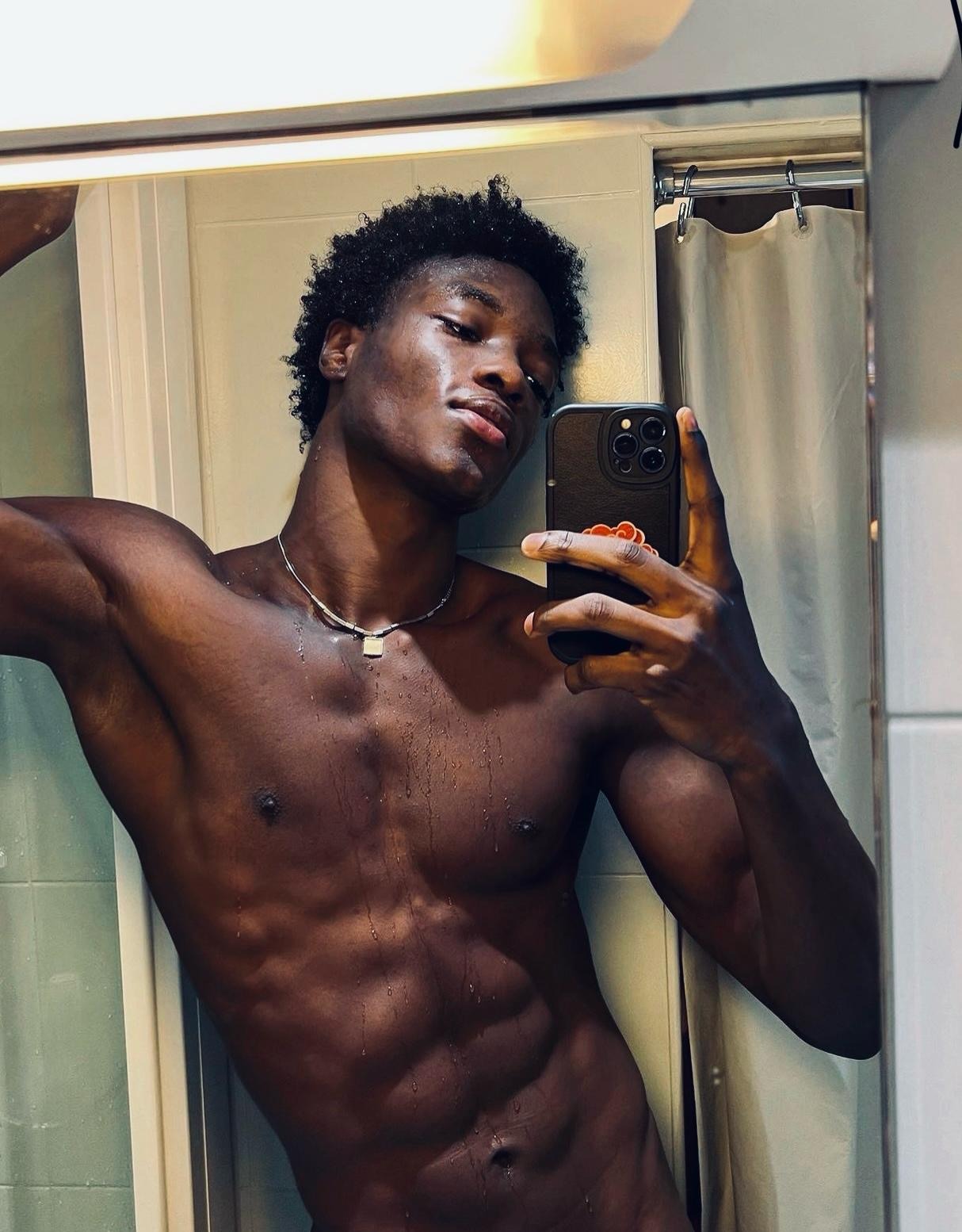 Profil de Charlot, 29 ans, Groupe gay à Morgins