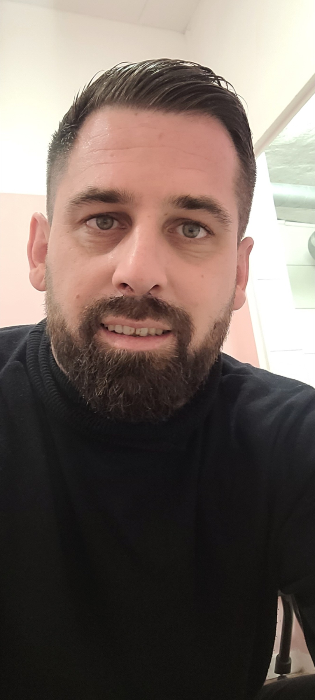 Profil de Abdelafid, 38 ans, Groupe gay à Rumendingen