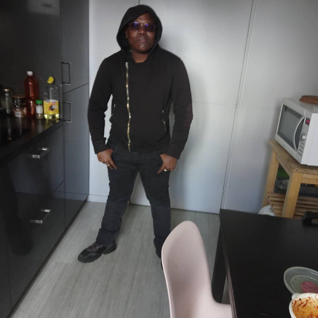 Profil de Dempsey, 33 ans, Groupe gay à Rennaz