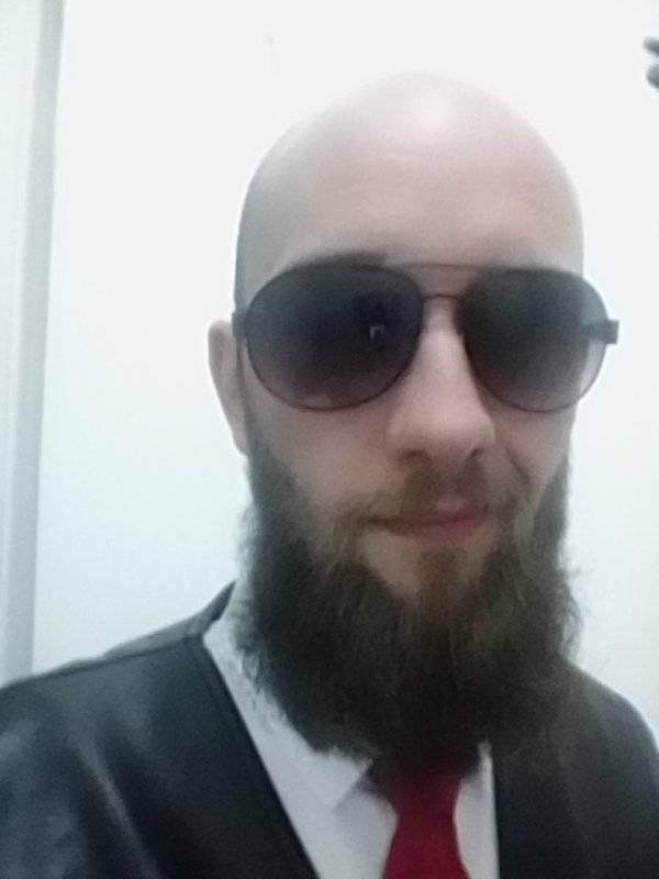 Profil de Matheus, 31 ans, Groupe gay à Ardon