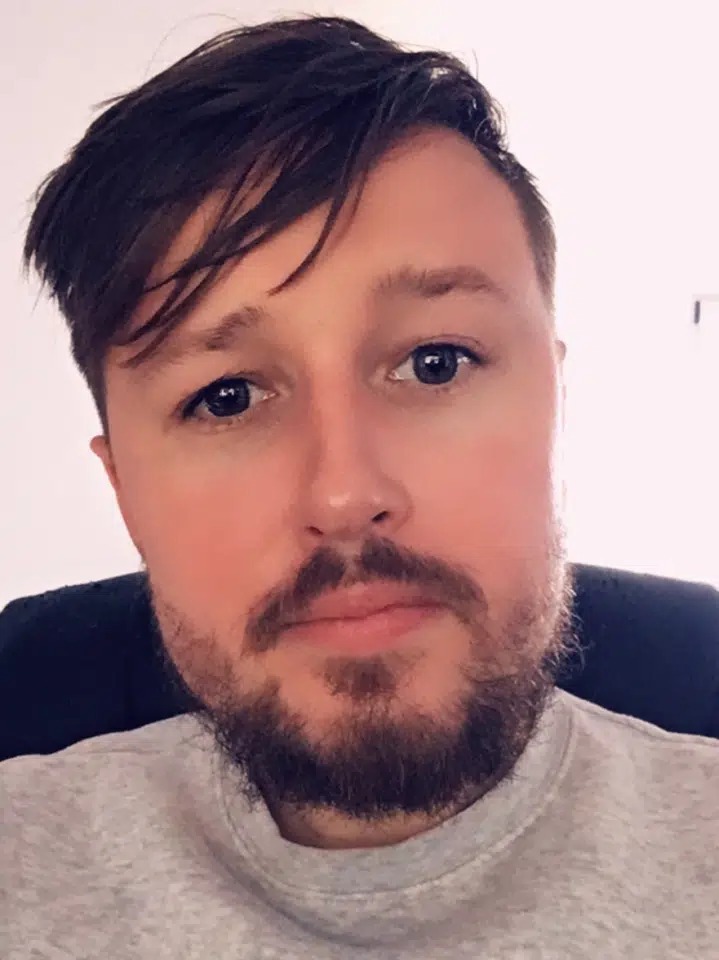 Profil de Abderrahmen, 33 ans, Groupe gay à Buseno