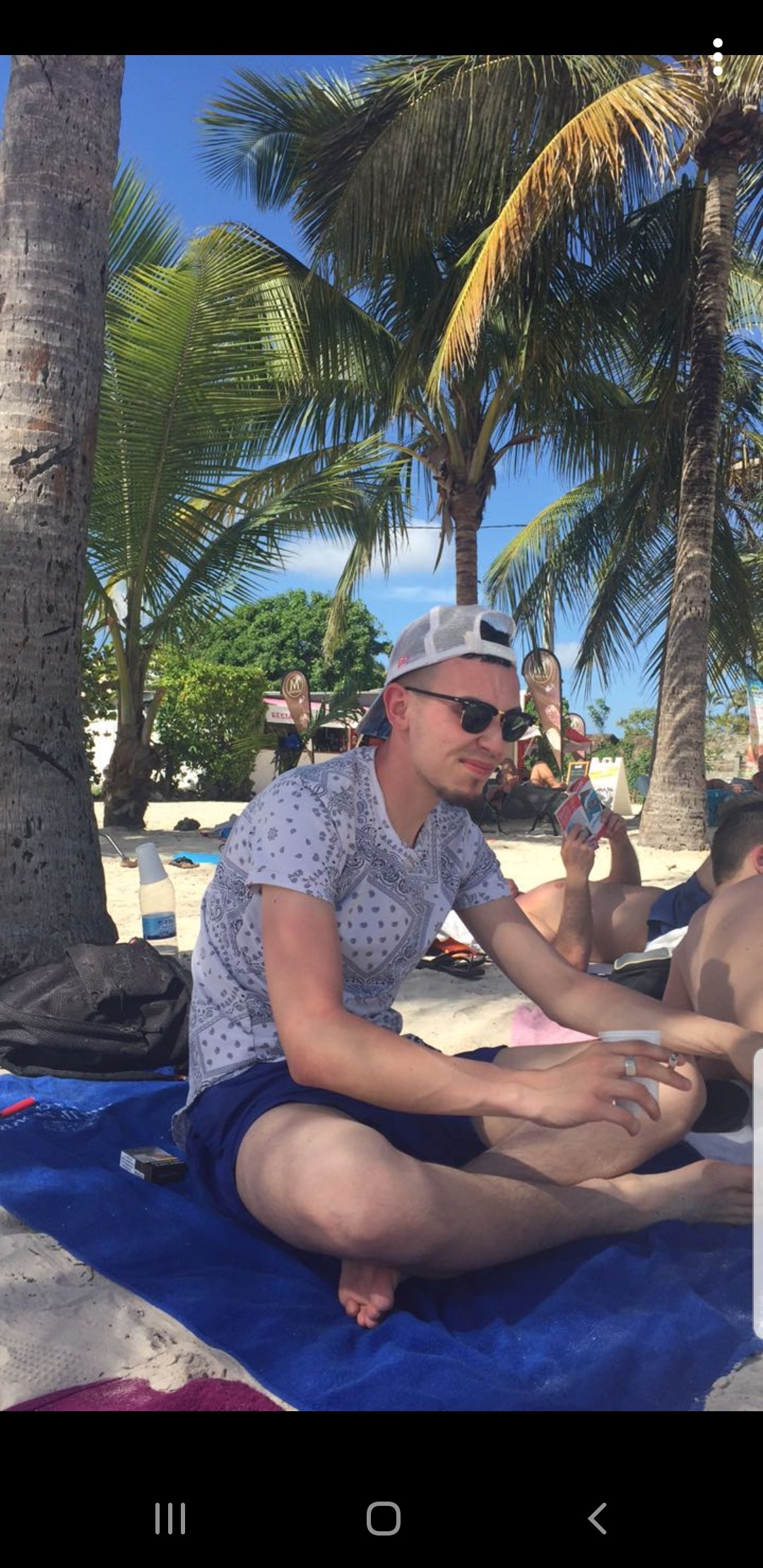Profil de Shady, 33 ans, Groupe gay à Peiden