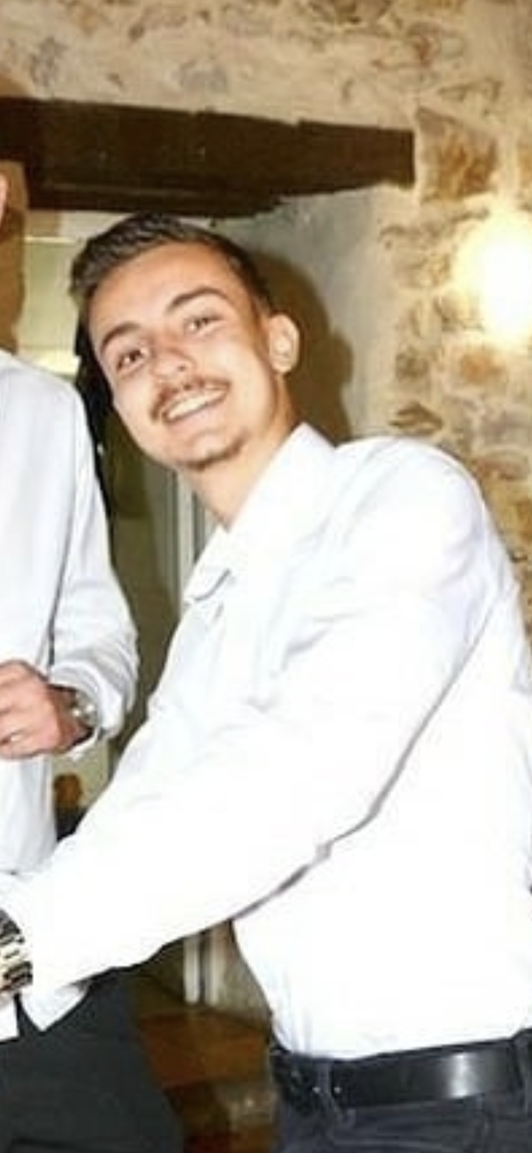 Profil de Naïm, 25 ans, Groupe gay à Roches BE