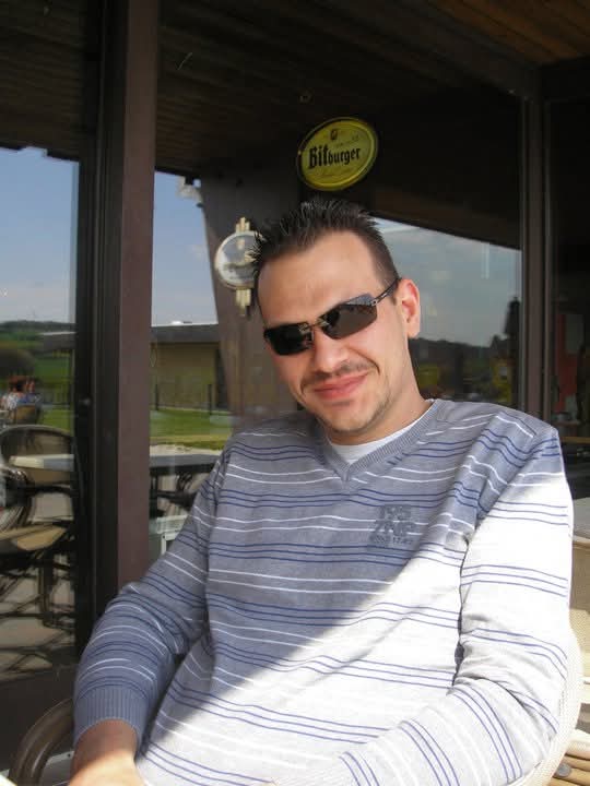 Profil de Tayssir, 43 ans, Groupe gay à Rumendingen