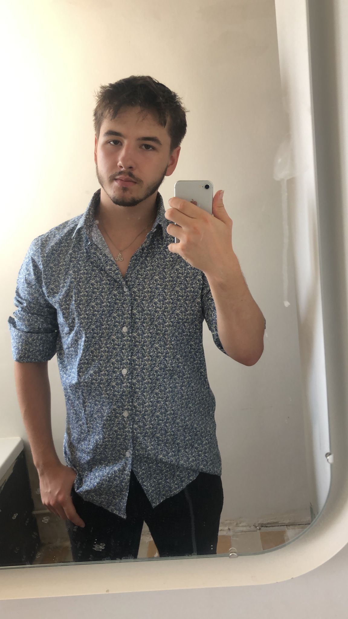 Profil de Jabran, 19 ans, Groupe gay à Bedano