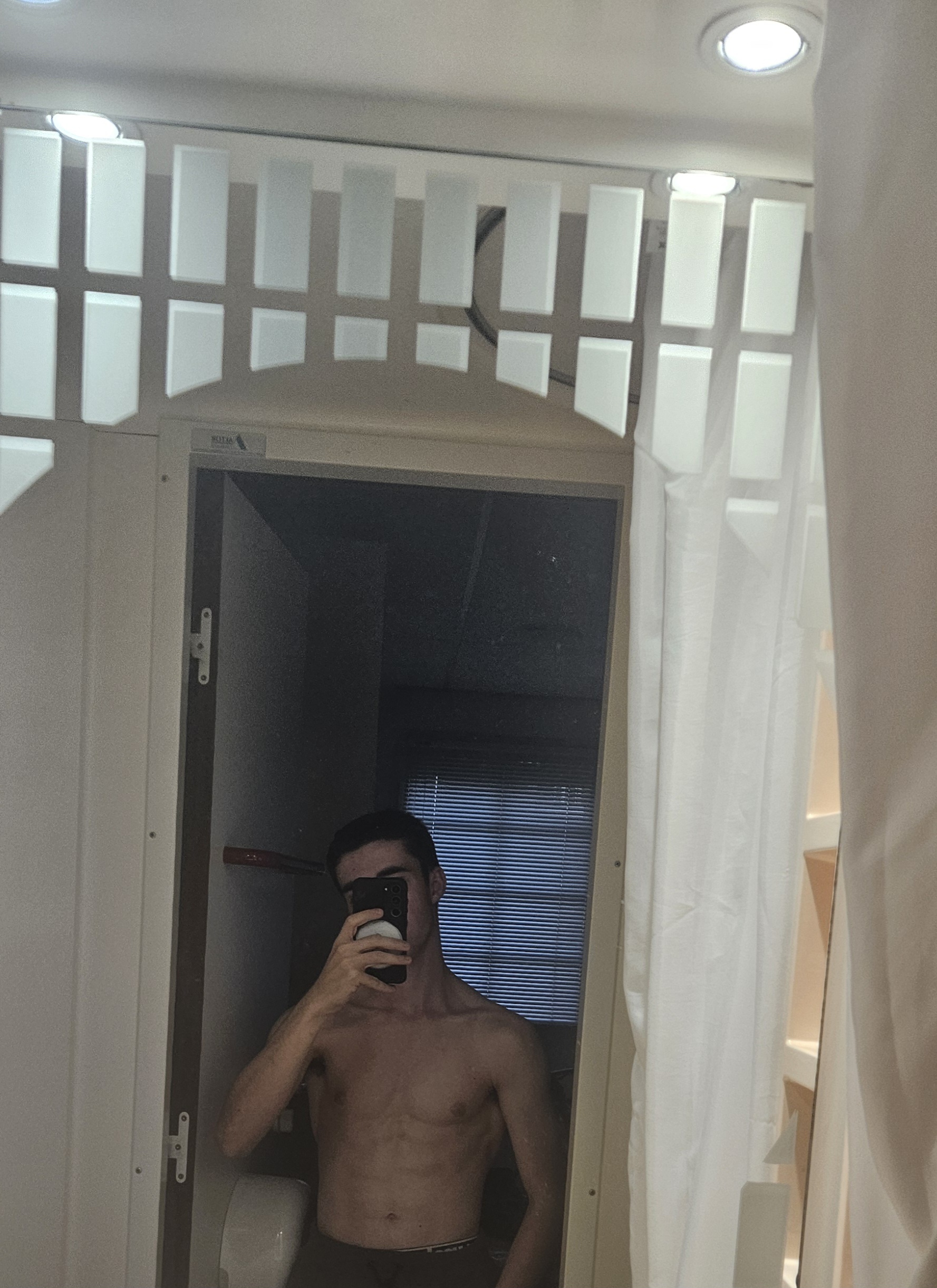 Profil de Hamin, 21 ans, Groupe gay à Euseigne
