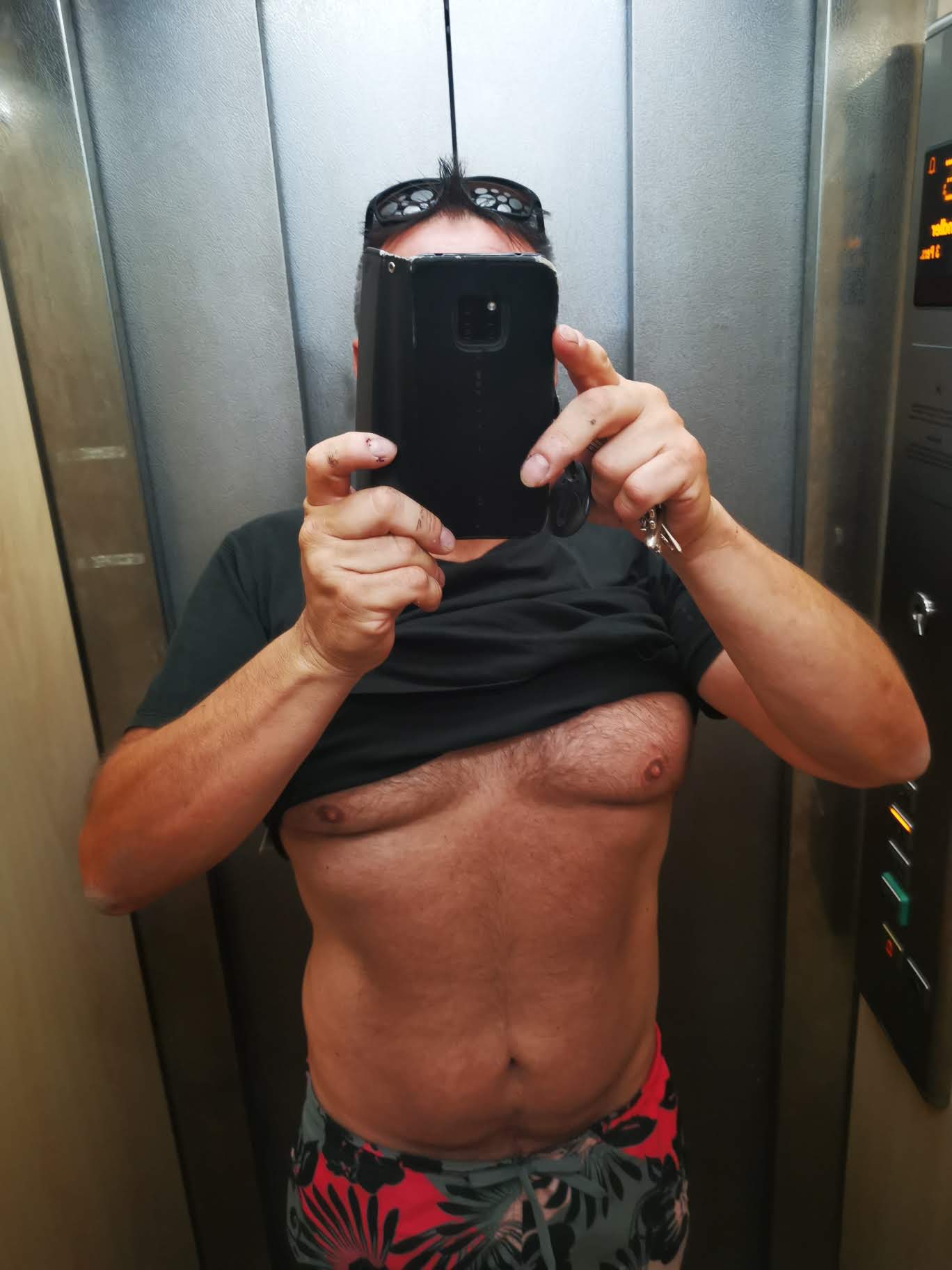 Profil de Natys, 54 ans, Groupe gay à Verdabbio