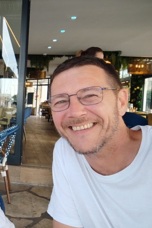 Profil de Guybert, 47 ans, Groupe gay à Ruschein