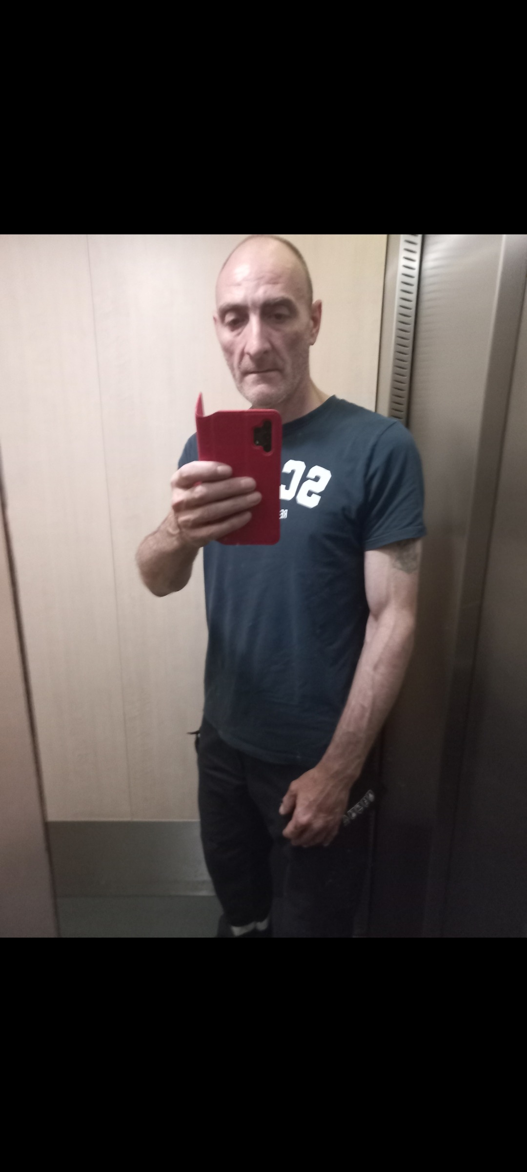 Profil de Maur, 48 ans, Groupe gay à Réchy