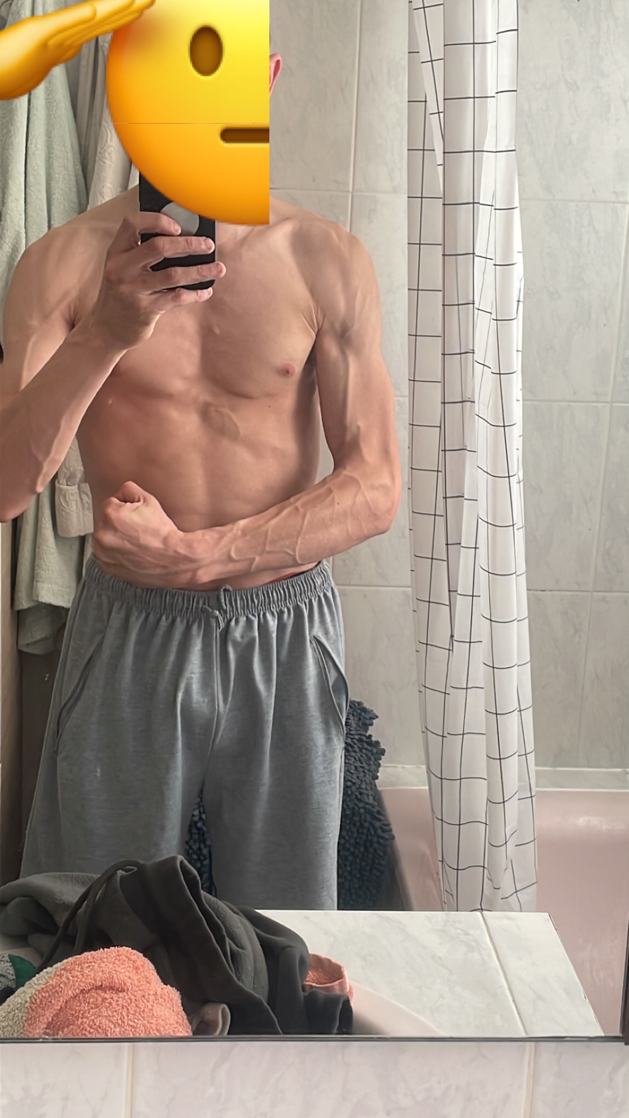 Profil de Amady, 29 ans, Groupe gay à Farnern