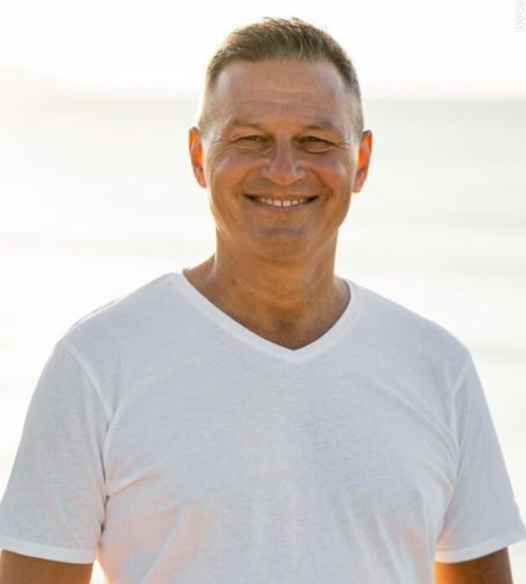 Profil de Elyamine, 52 ans, Groupe gay à Peiden